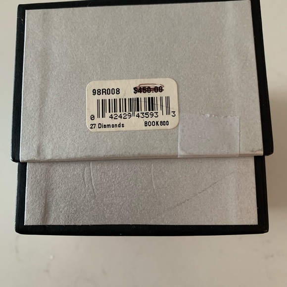 Never Worn Bulova Women's Two-Tone Silver and Gold Watch. 27 Diamonds. 98R008. - Picture 7 of 7